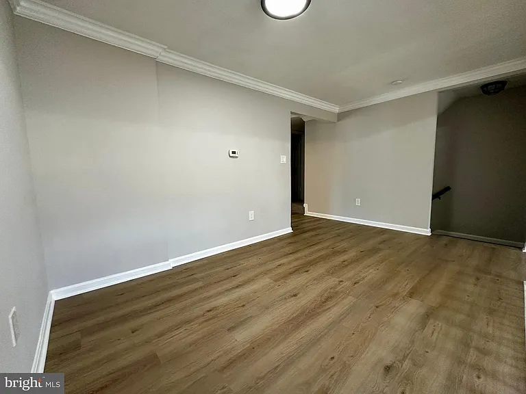 404 Cabin Ct — Photo 13
