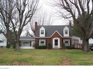 443 N Middle St, Columbiana, OH 44408