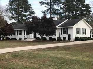 117 Valley Rd, Mount Olive, NC 28365