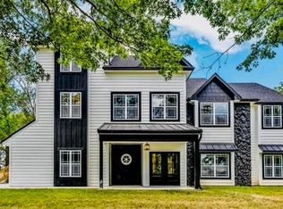 30907 E Stony Point School Rd, Grain Valley, MO 64029