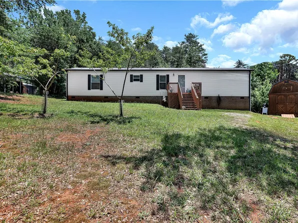 317 Gambrell Rd, Townville, SC 29689