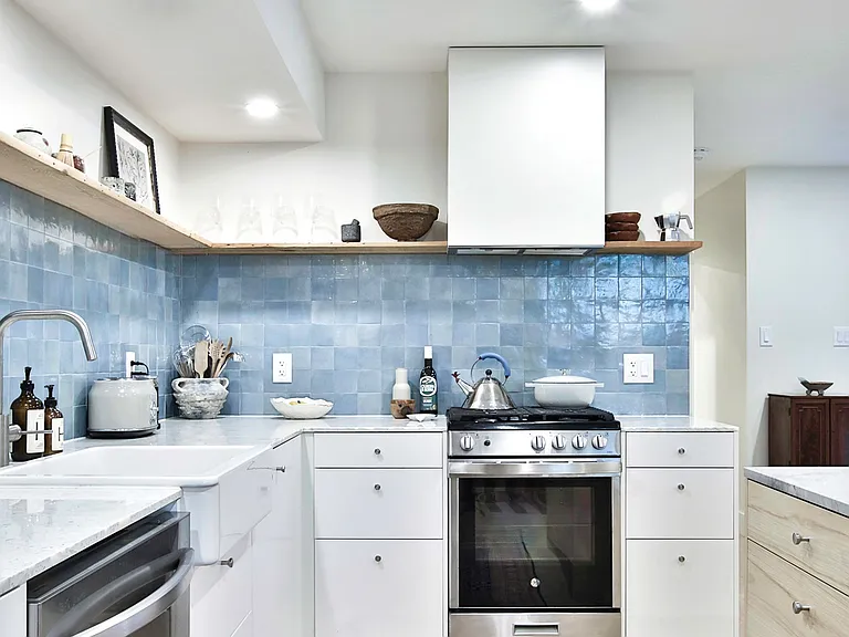 278 Lisgar St #C — Photo 2