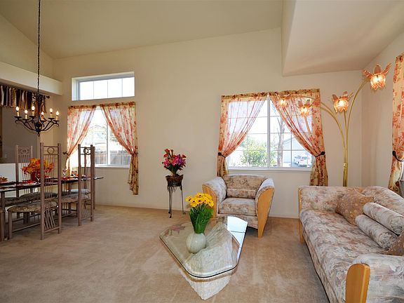 3rd image of 2851 Wisteria Ln