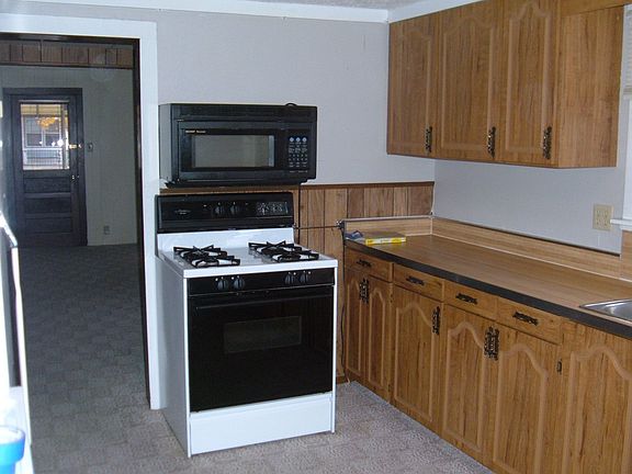 Appliances included