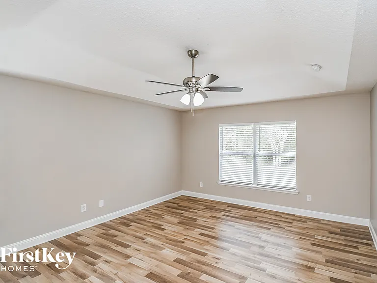 408 Spring Ridge Ct — Photo 8