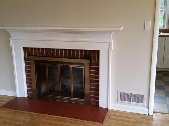 4th image of 713 Collegewood Dr