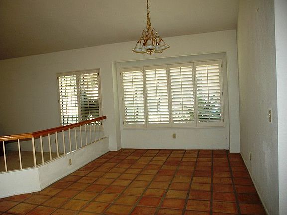 4th image of 11405 Forestview Ln