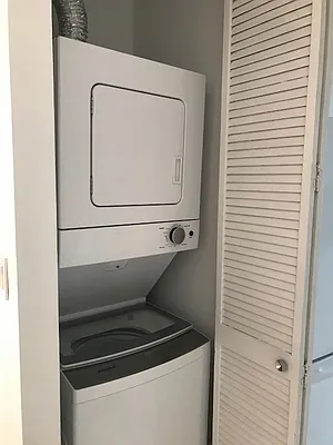 Rented by Battery Park Realty | media 28