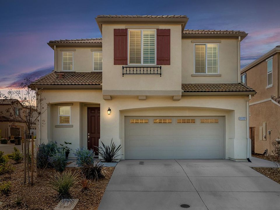 1st image of 1177 Oakbriar Cir
