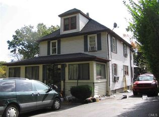 11 Golden Hill Ln, Danbury, CT 06811