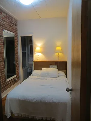 Rented by Performing Assets Corp | media 22