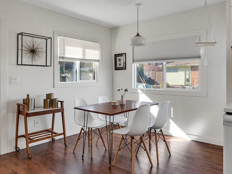 5506 NE Hoyt St — Photo 9