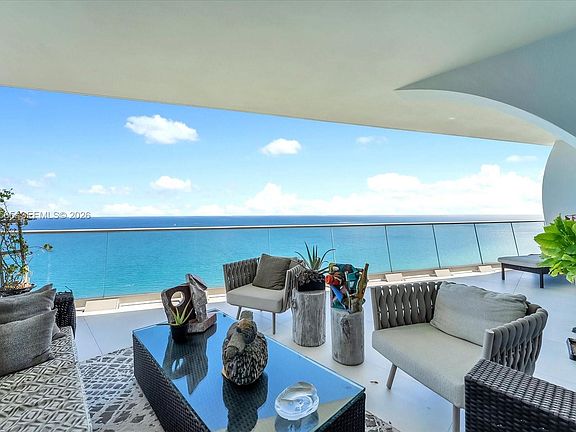 3rd image of 16901 Collins Ave APT 3803