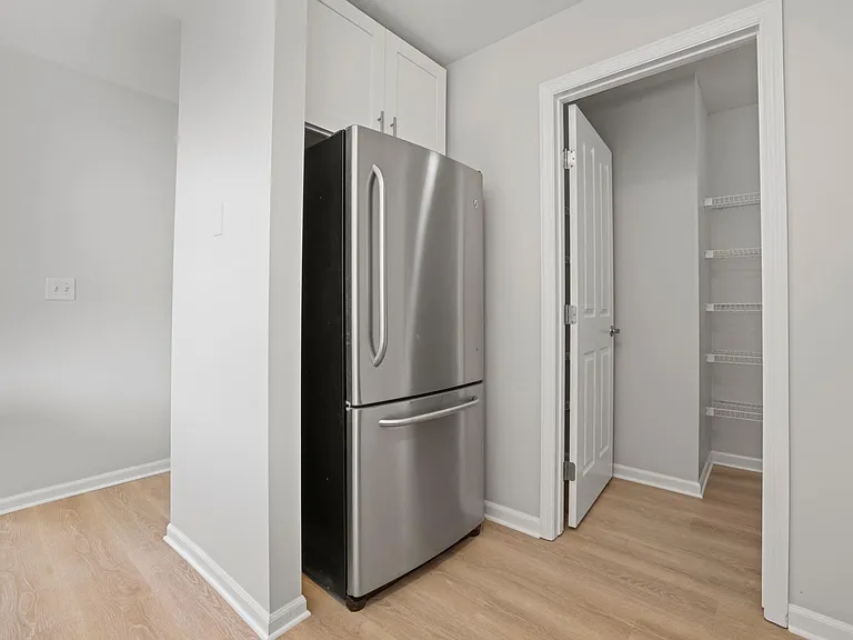 6447 Walnut Fork Dr — Photo 22