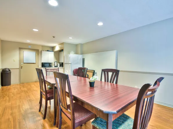 Britannia by the Bay, 1300 Richmond Rd, Ottawa, ON K2B 8L2