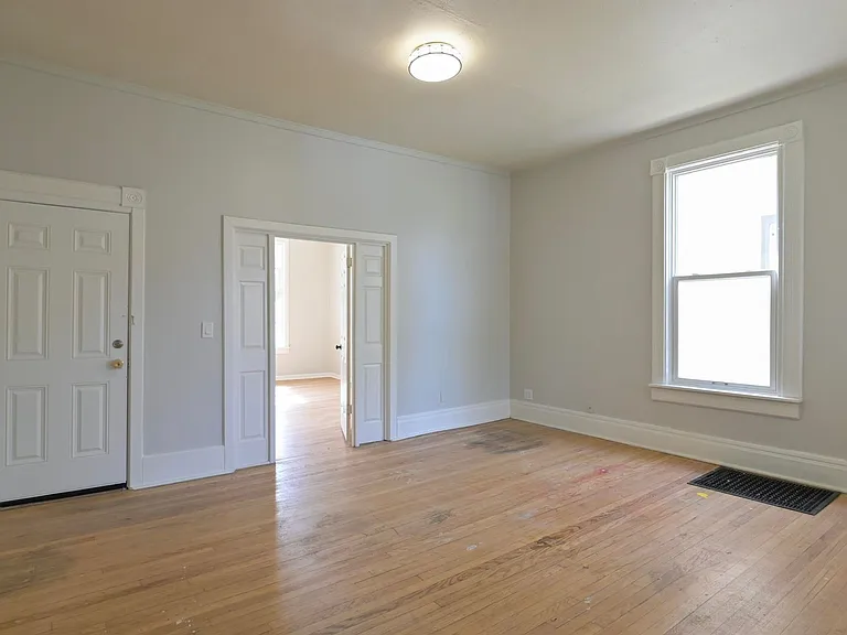 532 S 30th St — Photo 3