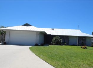 3025 SE Glasgow Dr, Stuart, FL 34997