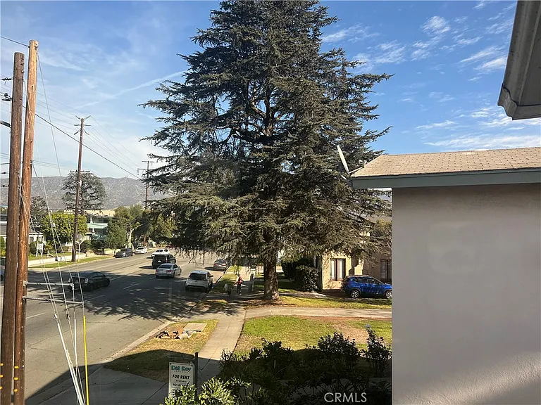 420 W Alameda Ave #C — Photo 12