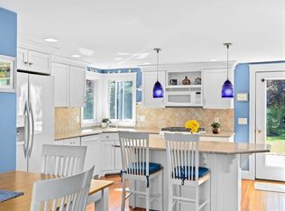 13 Converse Rd, Marion, MA 02738