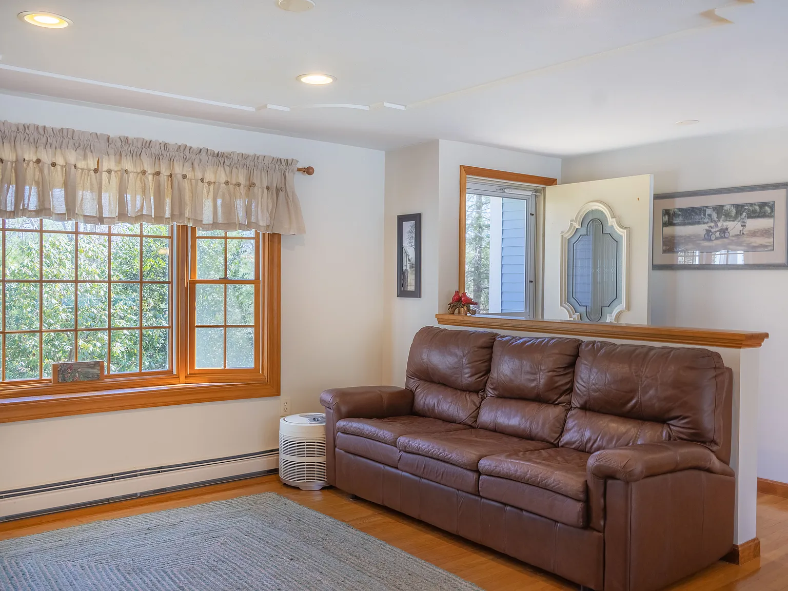 3 bed, 1670 sqft, $3,200 — Photo 3