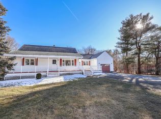 76 Jericho Rd, Pelham, NH 03076