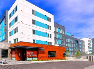 Lane, Seattle, WA 98125