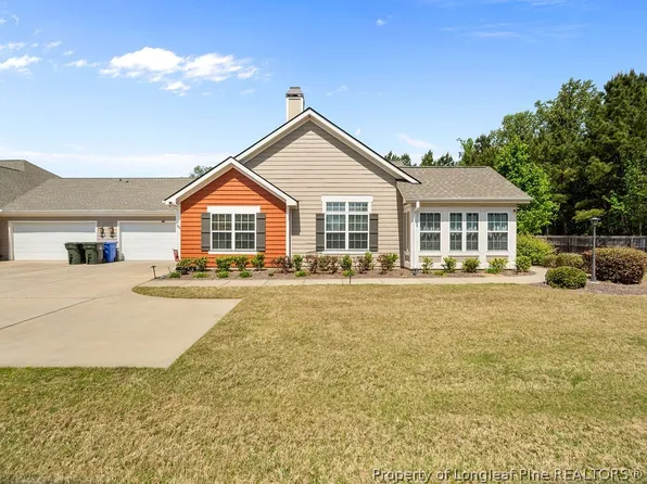 232 Nandina Ct, Fayetteville, NC 28311