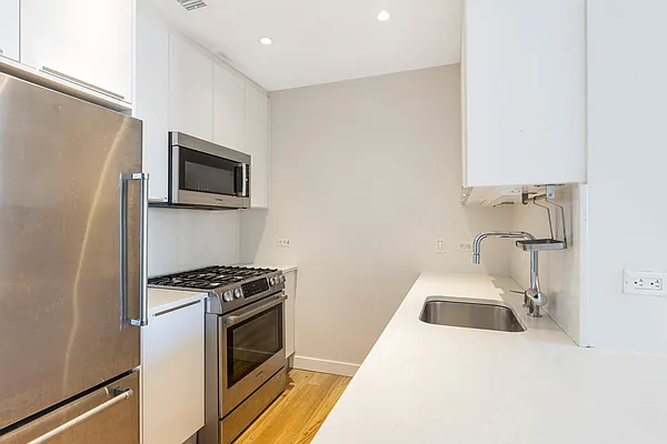 Rented by Compass | media 2