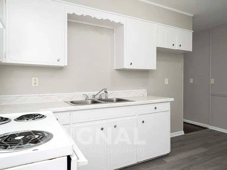 320 Argonne Dr — Photo 11