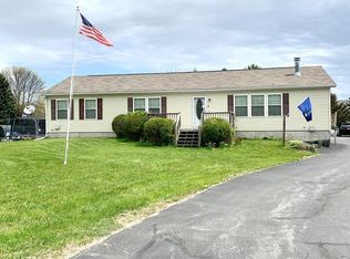 12 Jubert Ln, Plattsburgh, NY 12901