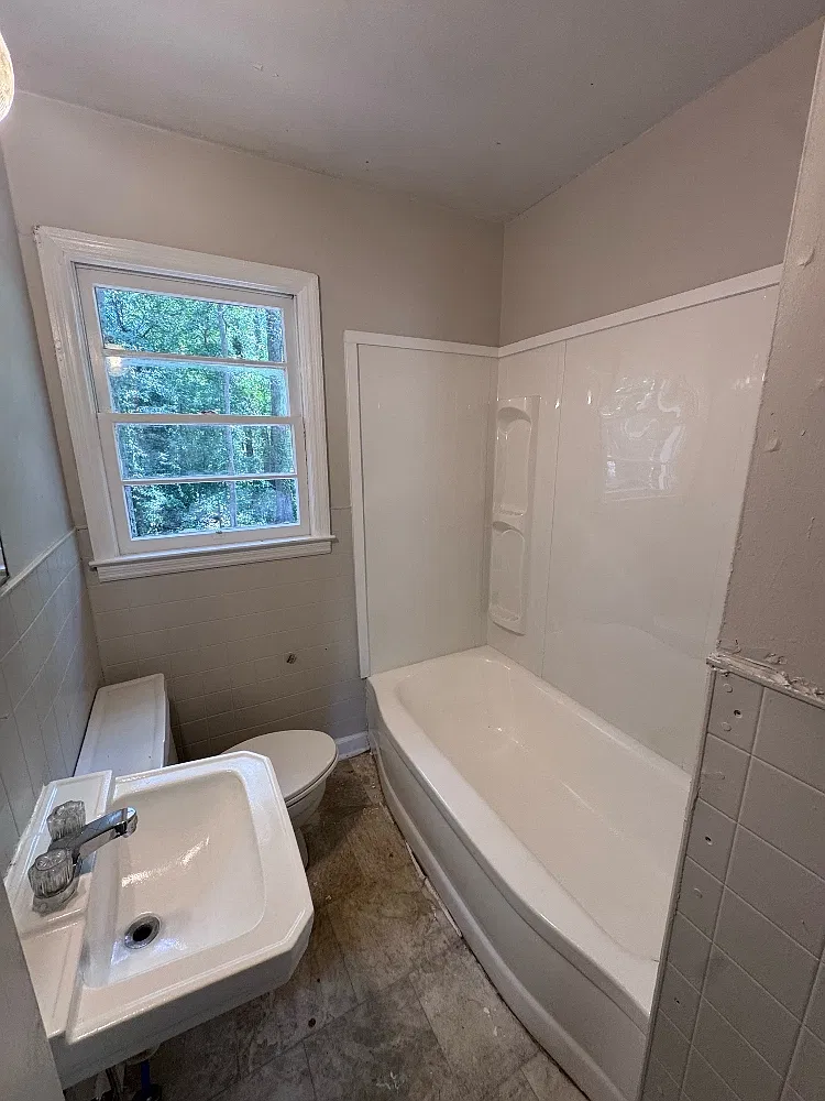 216 Crawford Avenue - 1 — Photo 3