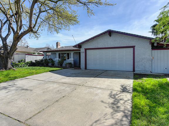 2nd image of 5520 Troutdale Way