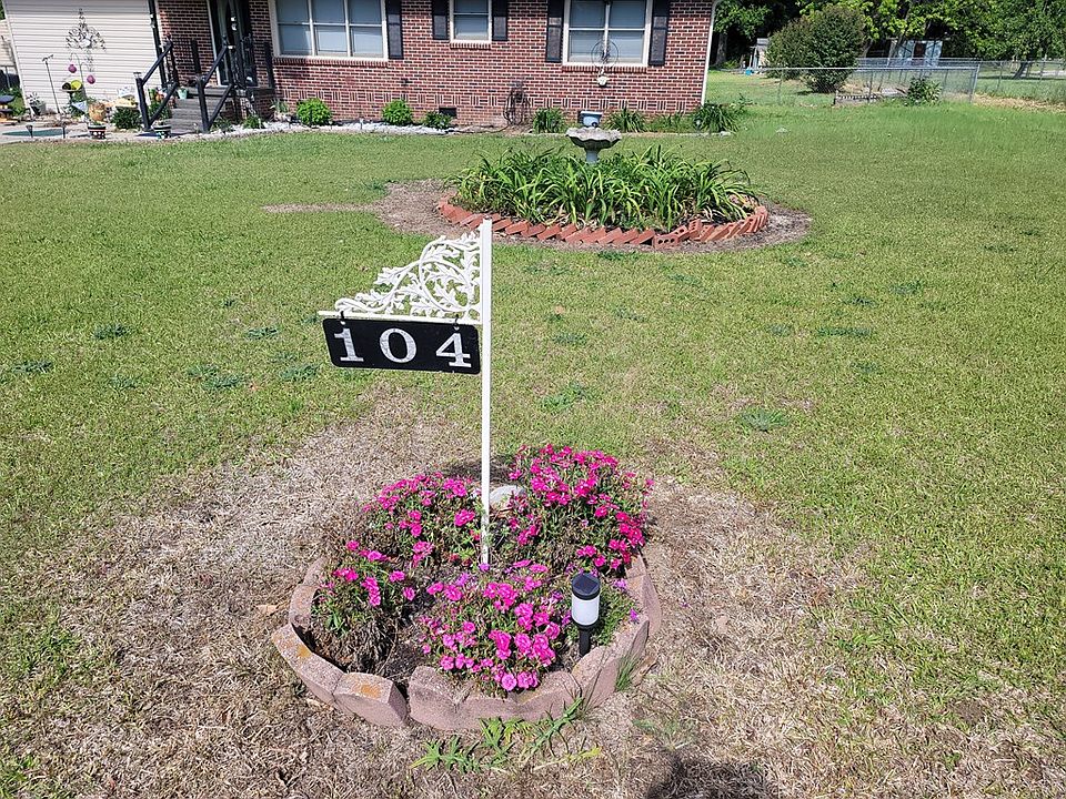 104 Sherwood Dr, Greenwood, SC 29646 Zillow