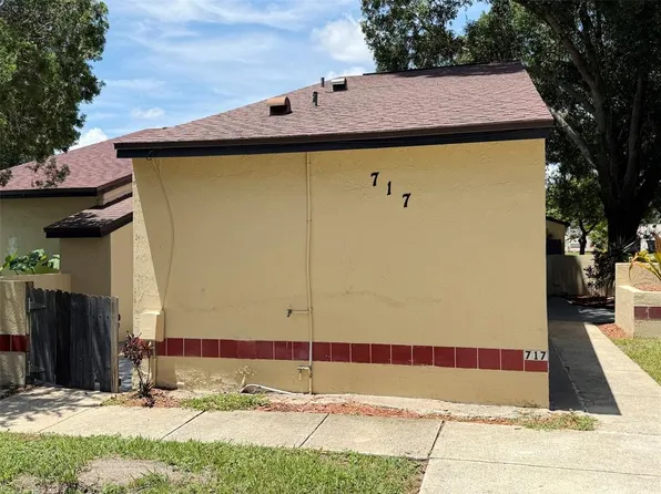 717 Golden Sunshine Cir, Orlando, FL 32807