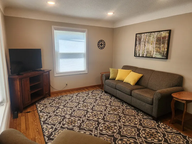3716 Jackson St NE — Photo 4