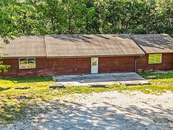 5th image of 18775 Highway 62