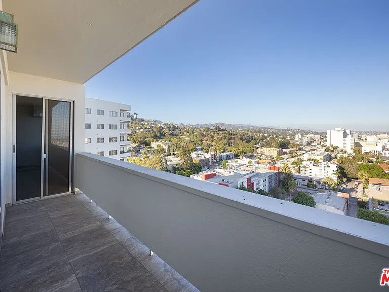 7250 Franklin Ave #1209 — Photo 5