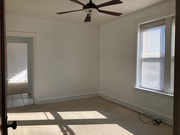5th image of 8929 S Blackstone Ave APT 3