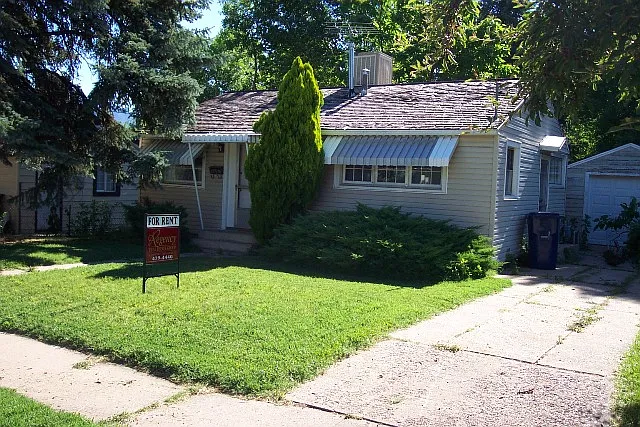 3740 S Porter Ave — Photo 1