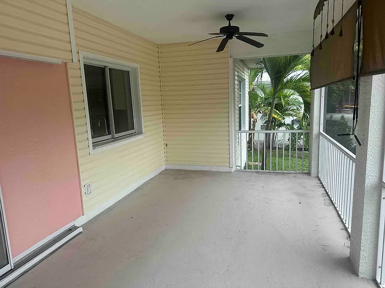 3389 Lakeview Dr — Photo 14