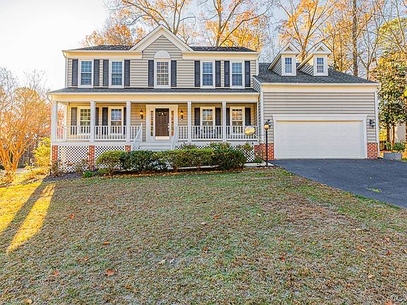 2nd image of 9307 Kings Charter Dr
