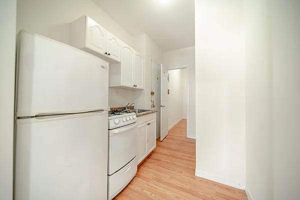 Rented by Corcoran | media 8