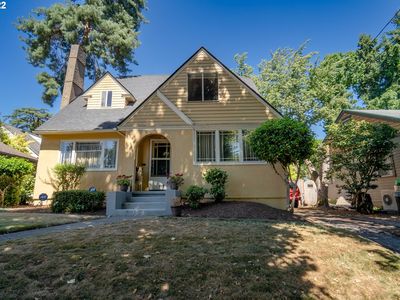 3915 NE Stanton St, Portland, OR, 97212