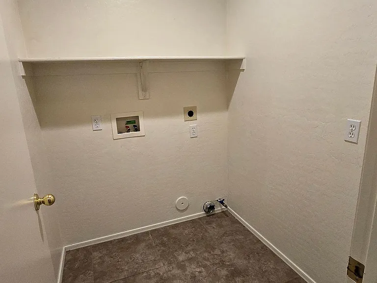 10936 W Vista Ave — Photo 17