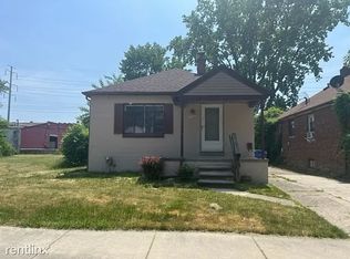 8432 Rivard Ave, Warren, MI 48089