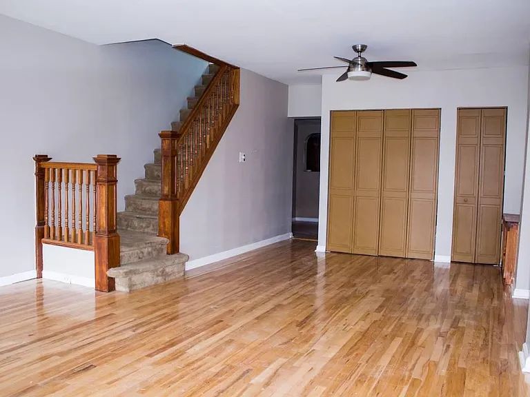 459 New Elm St — Photo 4