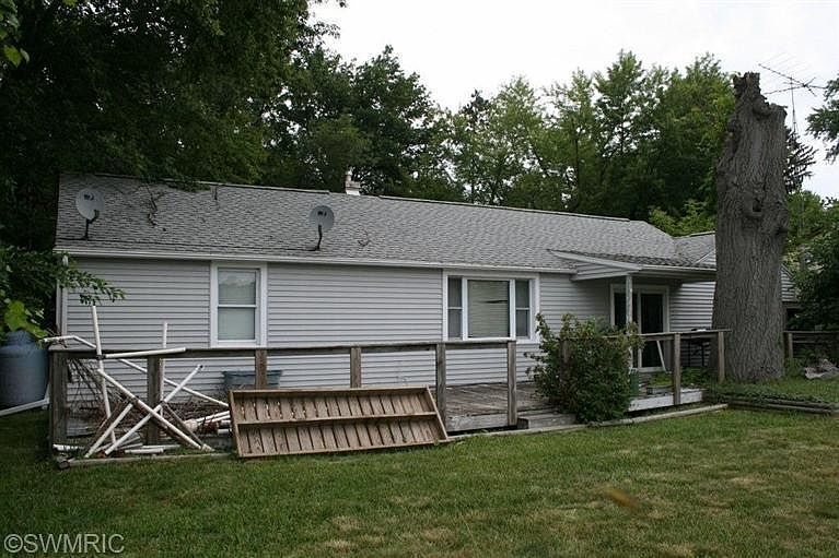 2nd image of 12509 S Crystal Lake Dr