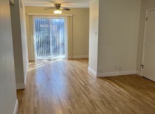 1420 Hawthorne Pl APT 1W, Saint Louis, MO 63117
