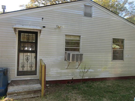 2nd image of 48 Wilkes Cir