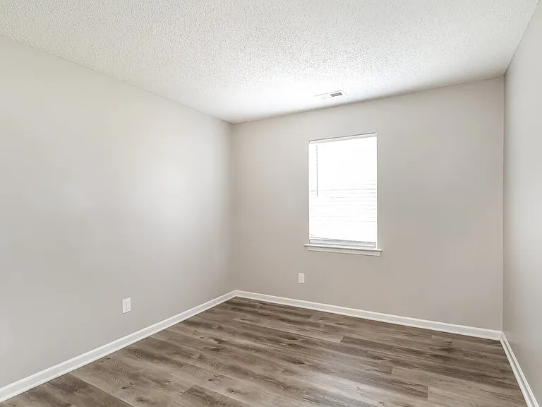 137 Lantana Dr — Photo 13